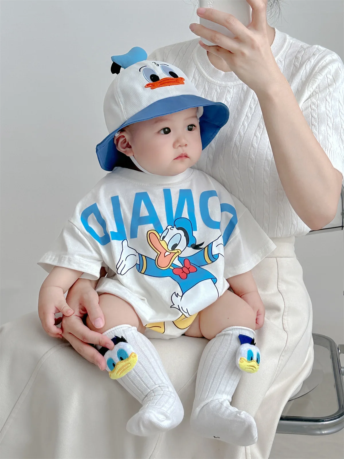 Disney Cartoon Cute Animated Character Donald Duck Male and Female Baby Triangle Wrap Fanny Coat Summer Soft Cotton Baby Clothes