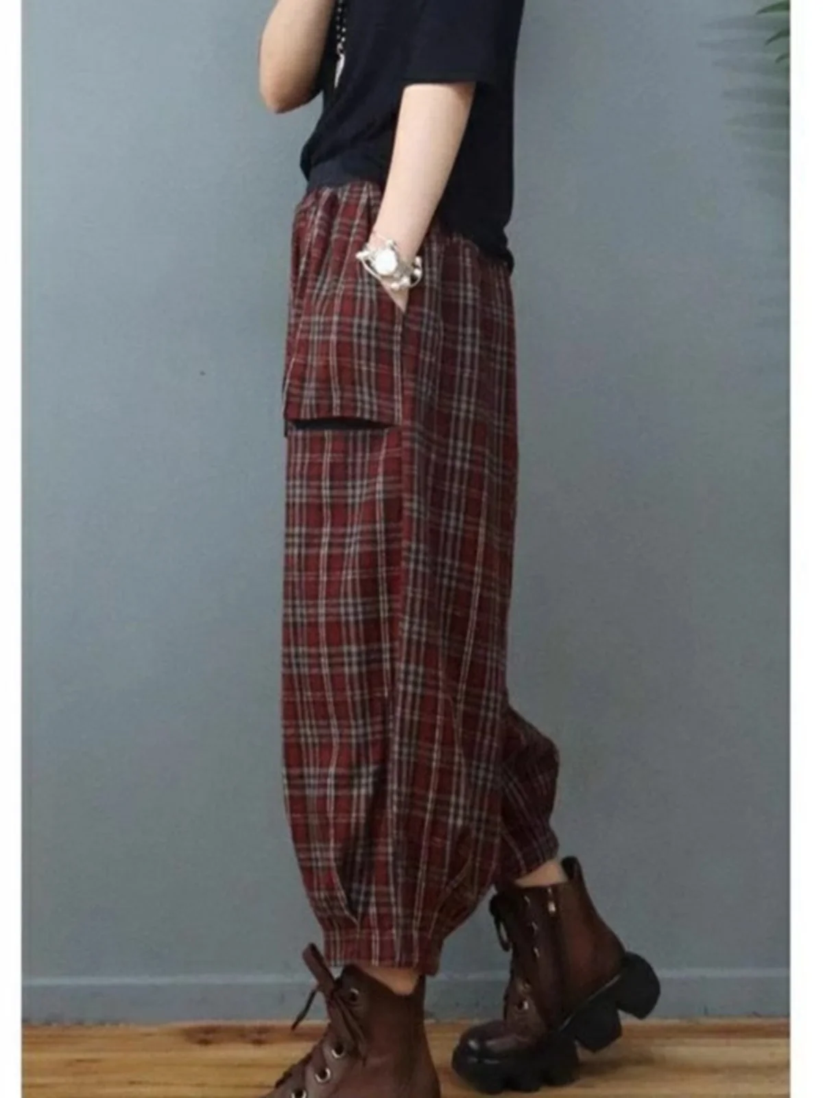 2024 New plus Size Fleece Lined Loose Plaid Harem Pants Artistic Turnip Pants Commute Style Regular Thickness Spring Collection