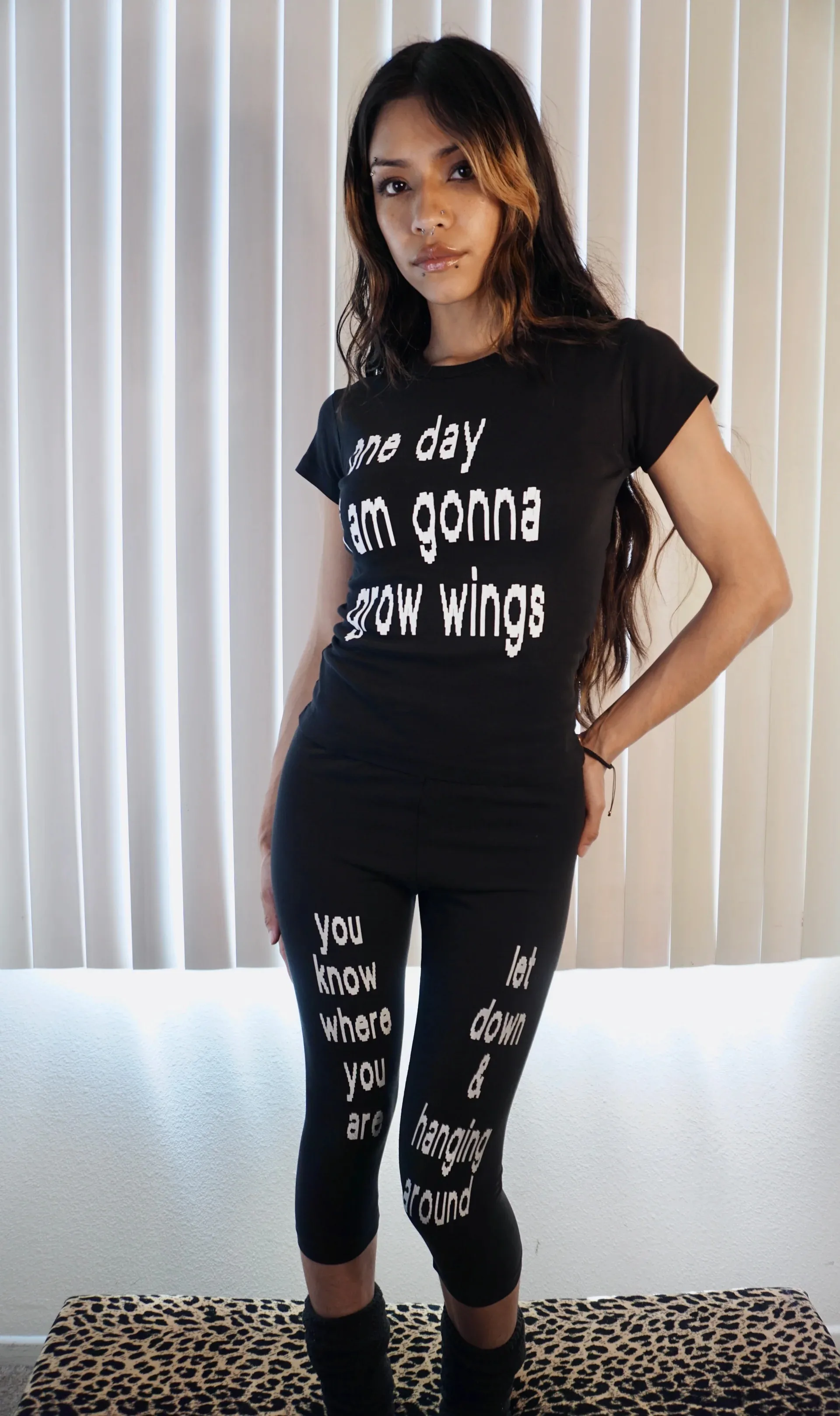 90er Vintage Kleidung Damen Grafik-T-Shirts Y2k Kitty Frauenmode Kawaii Goth Trashy Y2k 2000er Tops Emo Gothic