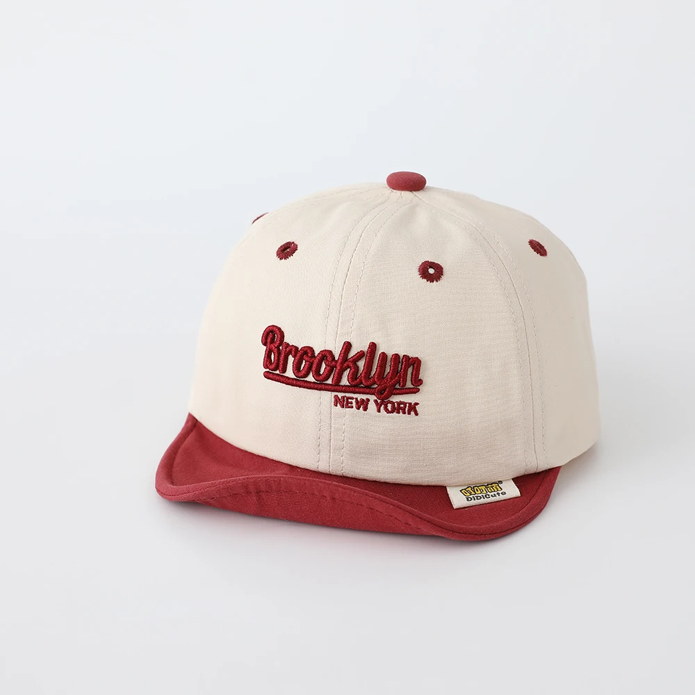 

Children's style streetwear embroidered three-dimensional Brooklyn New York color-matched soft-brimmed baseball cap