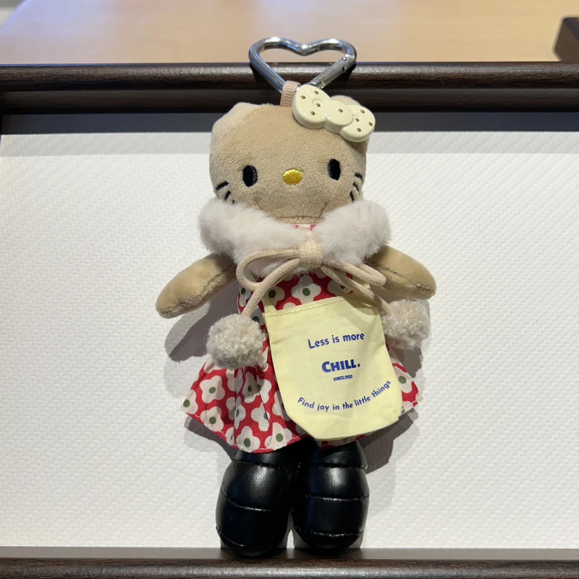 لطيف طويل الأرجل KT غامض الكرة الأزهار تنورة ألعاب من نسيج مخملي حقيبة سلسلة المفاتيح ملحق هدية #3