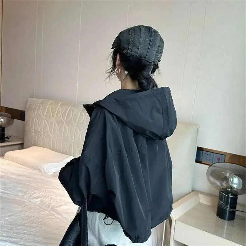 2025 New Fashion Women Hooded Autumn Casual Zipper Pockets Jackets Coats Female Long Sleeve Windbreaker Jacket