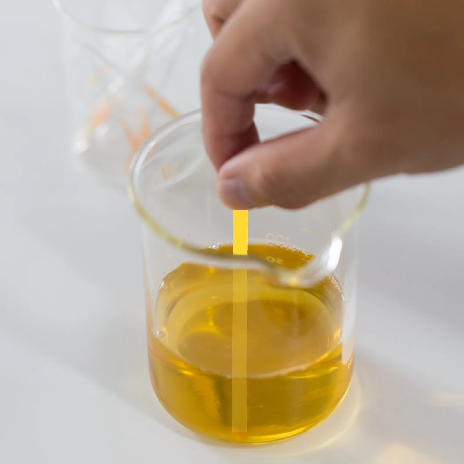 

1 Roll PH Test Paper Universal Acid Alkalinity Liquid Roll for Laboratory and Testing Precise Easy Use