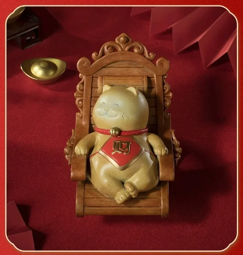 Cute Fortune Cat Maneki Neko Mini Brass Ornament in Chinese Style Copper Metal Figurine for Home Decoration or Gift