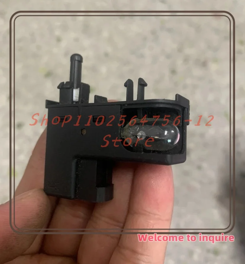 

For FORD Focus Mondeo KUGA Toolbox Glove Box Light Switch