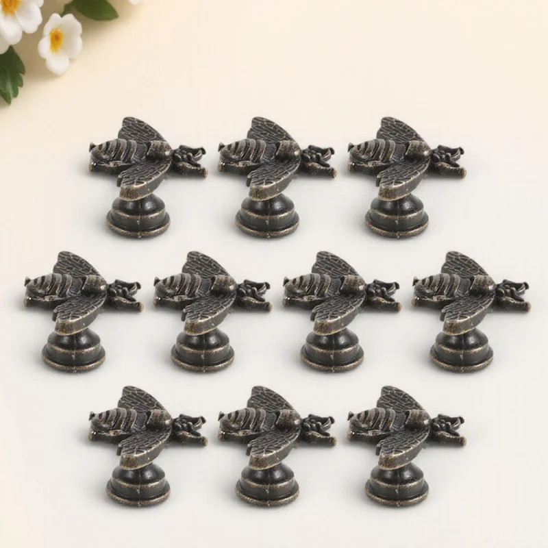 

10Pcs Vintage Bee Decorative Cabinet Knobs Small Dresser Drawer Pulls Single Hole Metal Wardrobe Handles for Furniture