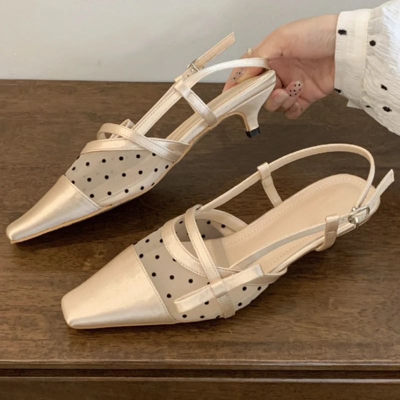 

Элегантные туфли-лодочки на низком каблуке, женские модные сандалии Мюллера с квадратным носком и пряжкой в горошек, роскошные банкетные вечерние туфли, Zapatos De Mujer