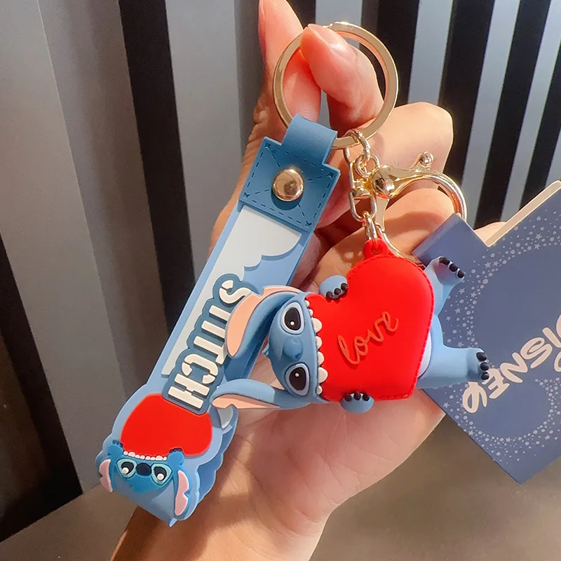 Porte-clés en Pvc pour Couple, figurines d'anime, breloque de poupée, pendentif de sac, accessoires d'ornements, cadeaux de noël