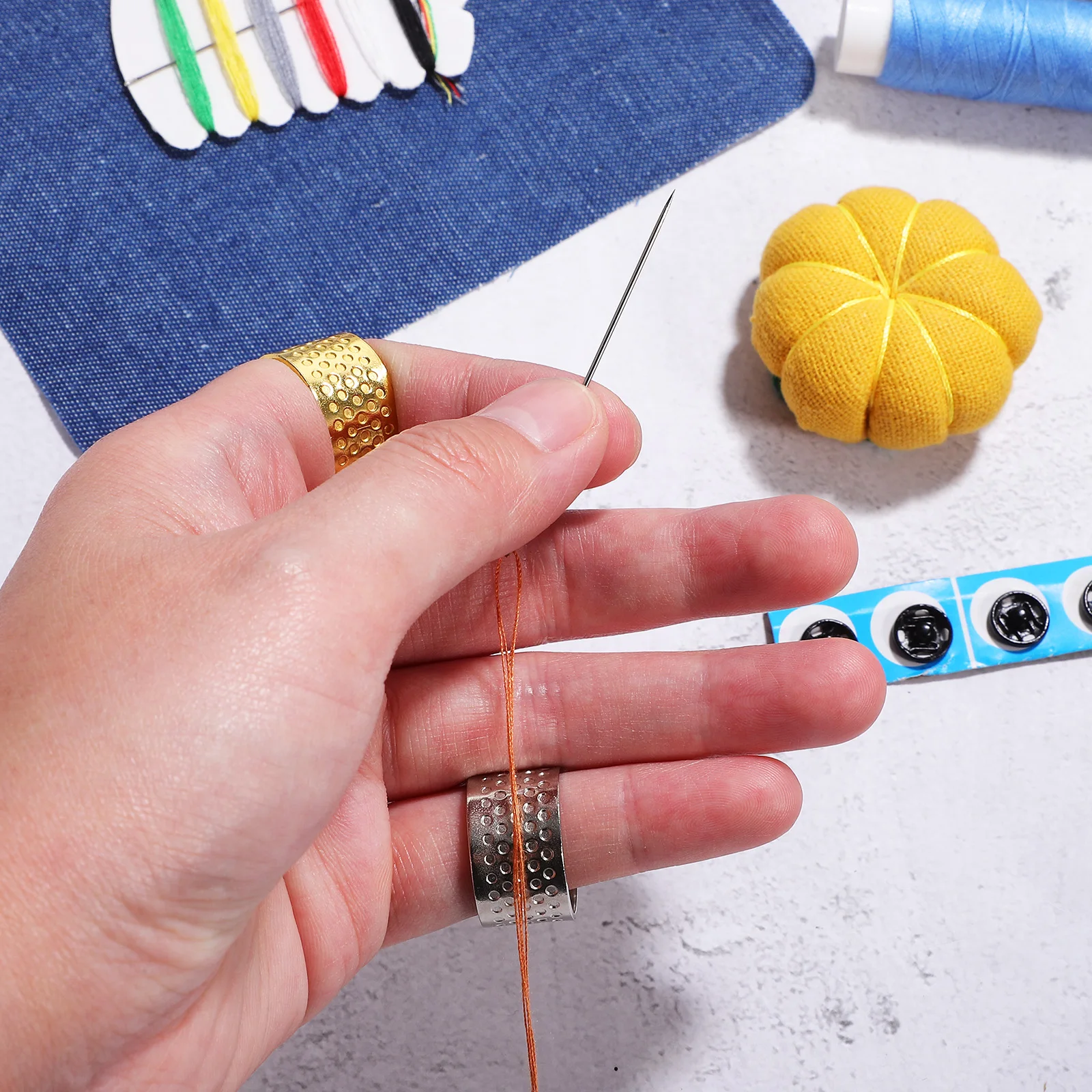 

2pcs Metal Thimble for Hand Sewing Reusable Finger Protector Strong Durable Tool Textured Surface Comfortable Fit Embroidery