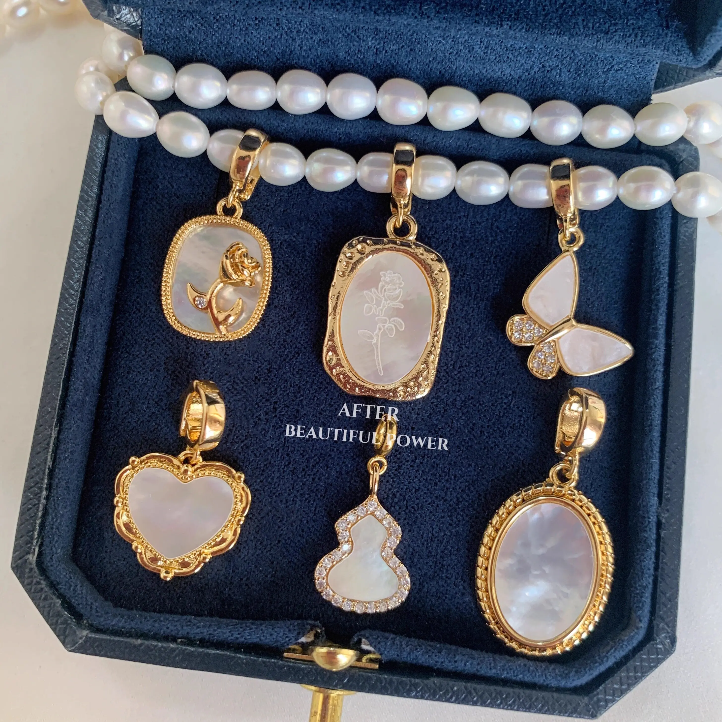 Natural Mother of Pearl Rose Cameo Gourd Pendant Necklace Vintage French Detachable Charm Layering Jewelry Gift for Women