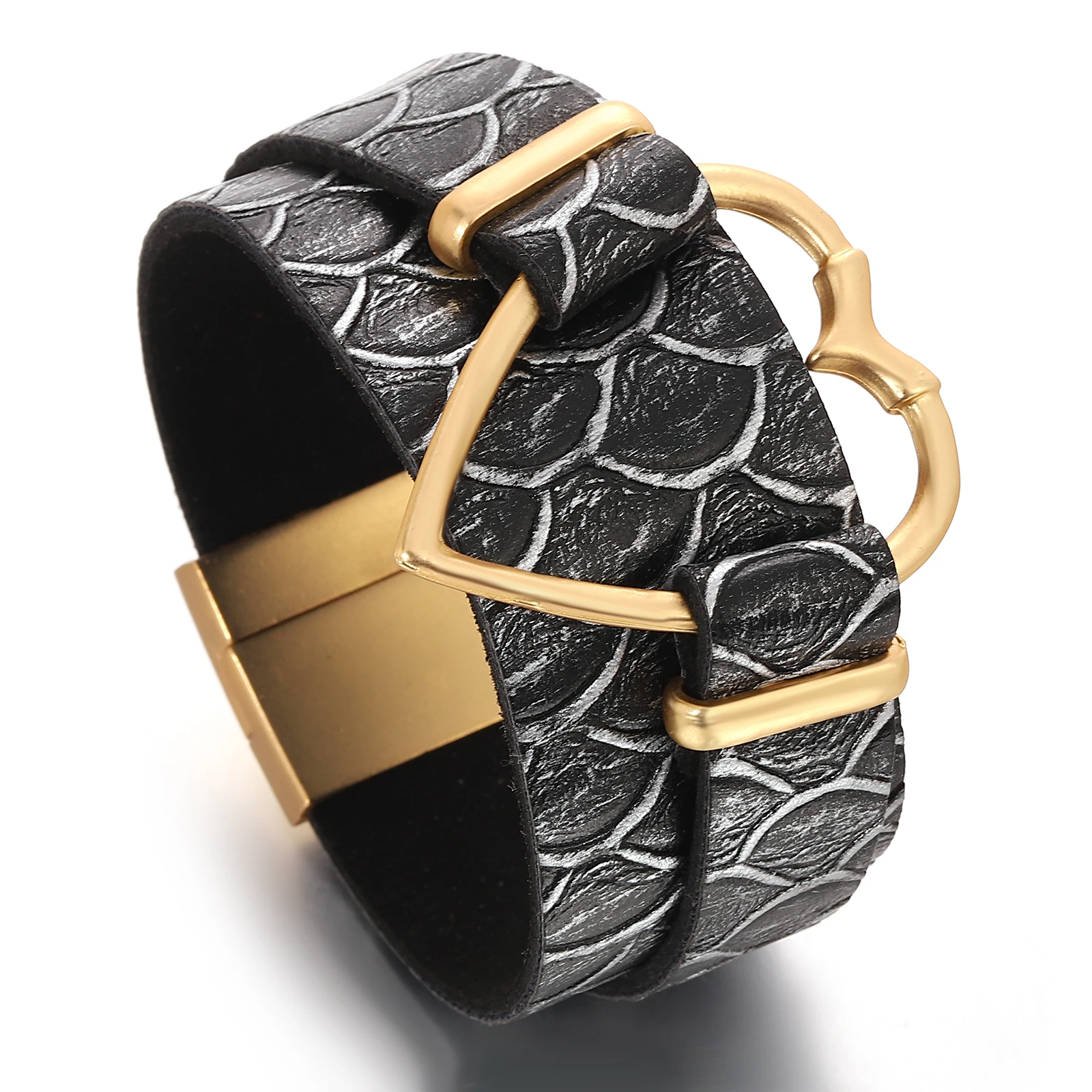 Amorcome Vintage Hollowed Big Heart Snake Skin Patterned Leather Bracelet For Women Multilayer Wrap Wide Bangle Delicate Jewelry