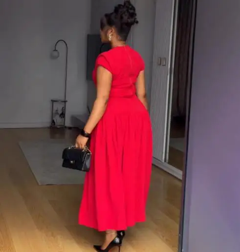 

2025 Solid Color Elegant Round Neck Slim Fit A-Line Dress, Summer Women's Elegant Slim Fit Decorative Dress with Pit Stripes