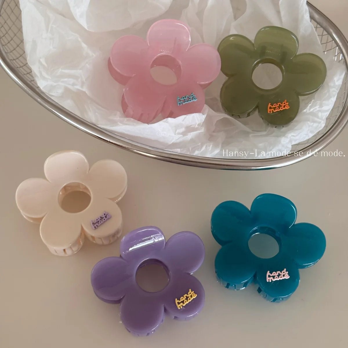 

Gold Letter Shark Claw Cute Flower Hair Clip Women Gold Letter Hair Claw Elegant Hair Accessories Заколка Для Волос 나비집게