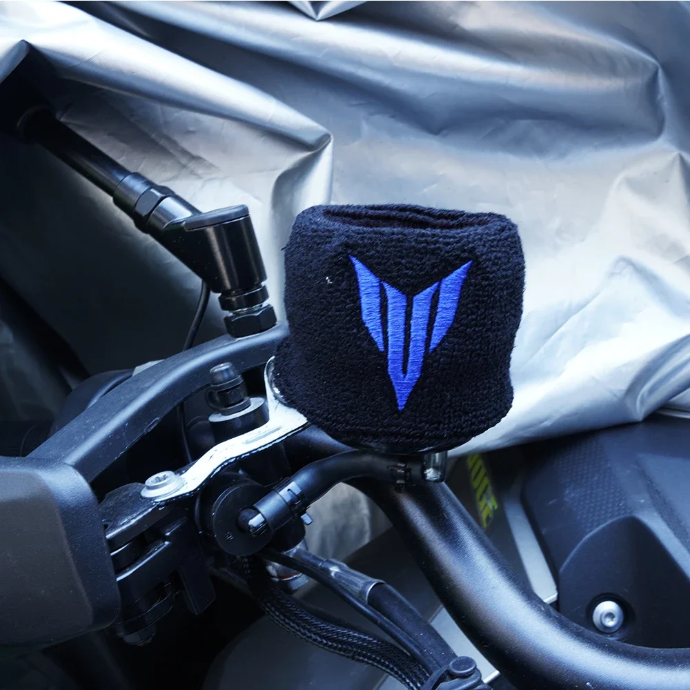 لياماها MT03 MT09 MT07 MT10 MT15 MT25 MT125 دراجة نارية الملحقات الأمامية والخلفية السائل النفط الفرامل خزان غطاء جورب حامي