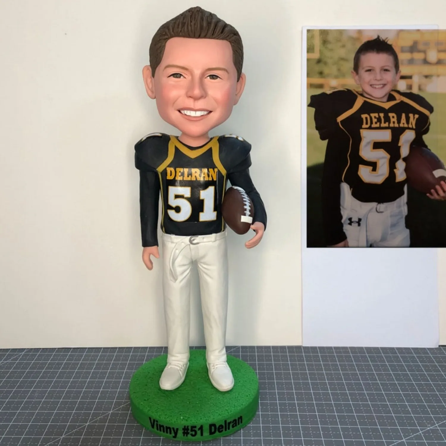 

Custom Football Player Bobblehead For Kids Personalized Gift For Teenage Football Fans Handmade Full Body Clay Figurine Art