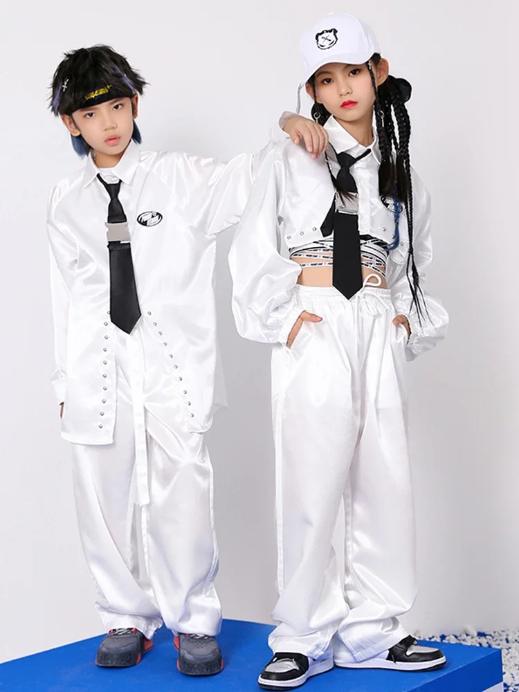 Traje de baile moderno para niños y niñas, ropa de baile callejero, manga larga, camisa de satén, pantalones, Kpop, Hip Hop, Jazz, blanco