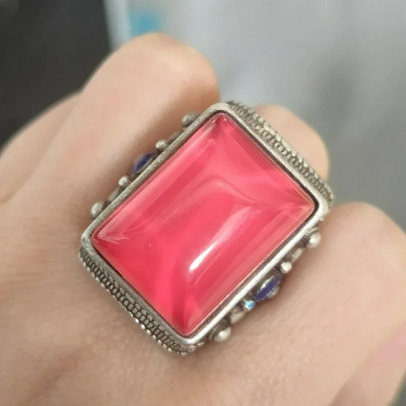 Vintage Collectible Unisex Thumb Ring,Antique Color‑Changing Ruby Inlaid Retro Curio Ring,Good Condition,Real Shot