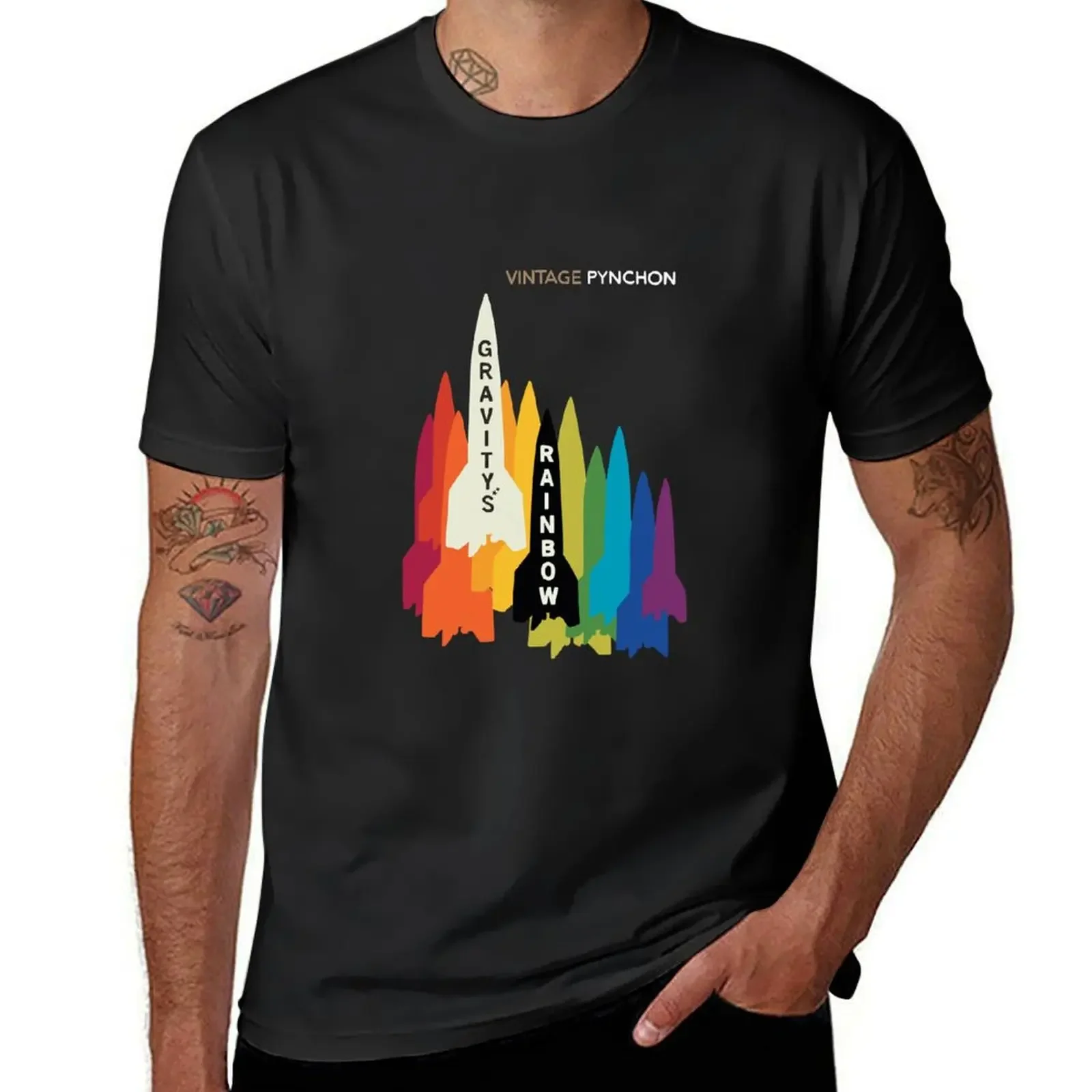 

Pynchon Pynchon Pynchon Sticker T-Shirt new edition oversized T-shirts for men cotton