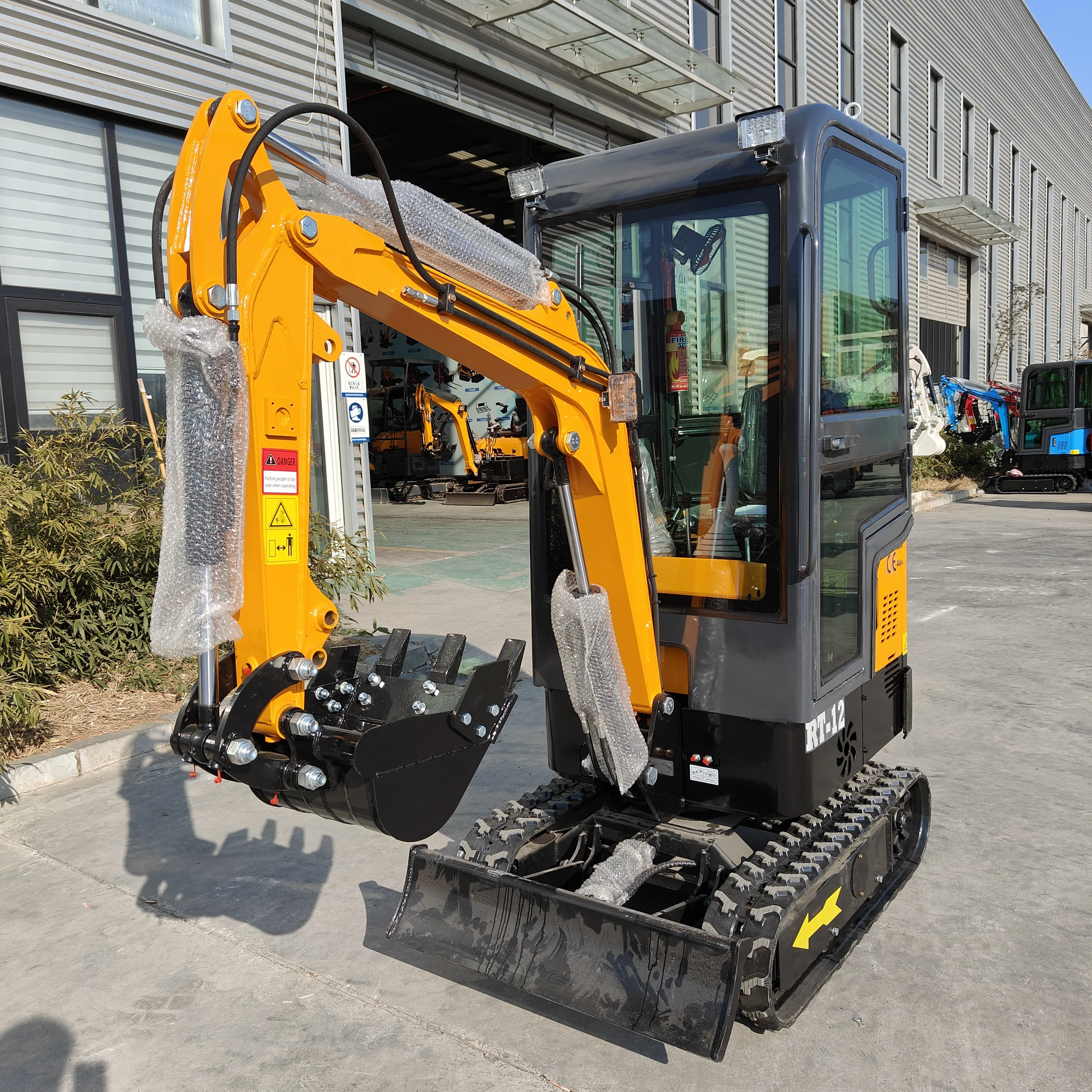 ราคาถูก Mini pelle 1 ตัน 12 ตัน 15 ตันใหม่ mini รถขุด micro excavator zero tail mini excavator