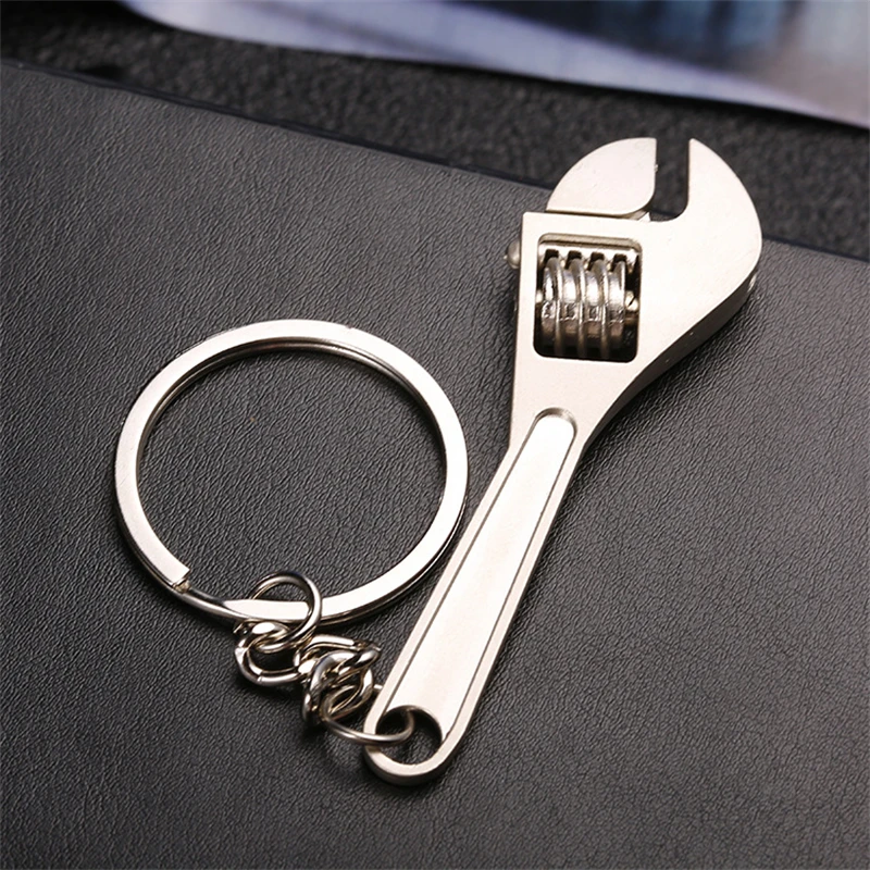 1pc Creative Tool Adjustable Wrench Spanner Key Chain, Metal Keychain For Men