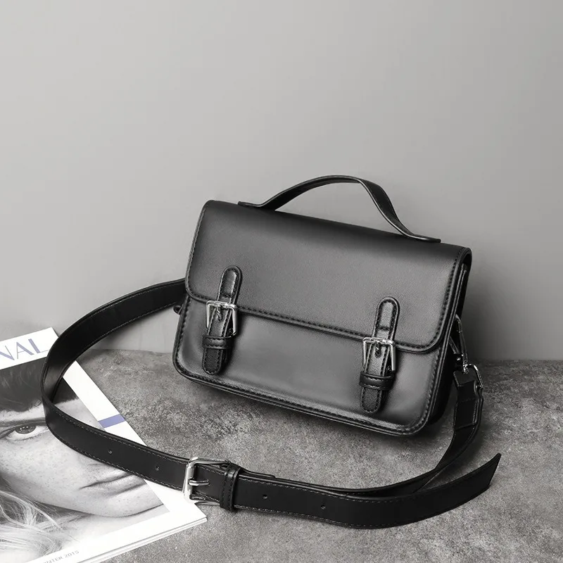 

2025 New Crossbody Men's Bag Postman Casual Pu Leather Mini Shoulder Messenger Bag High Quality Casual Hand Bag Small Square