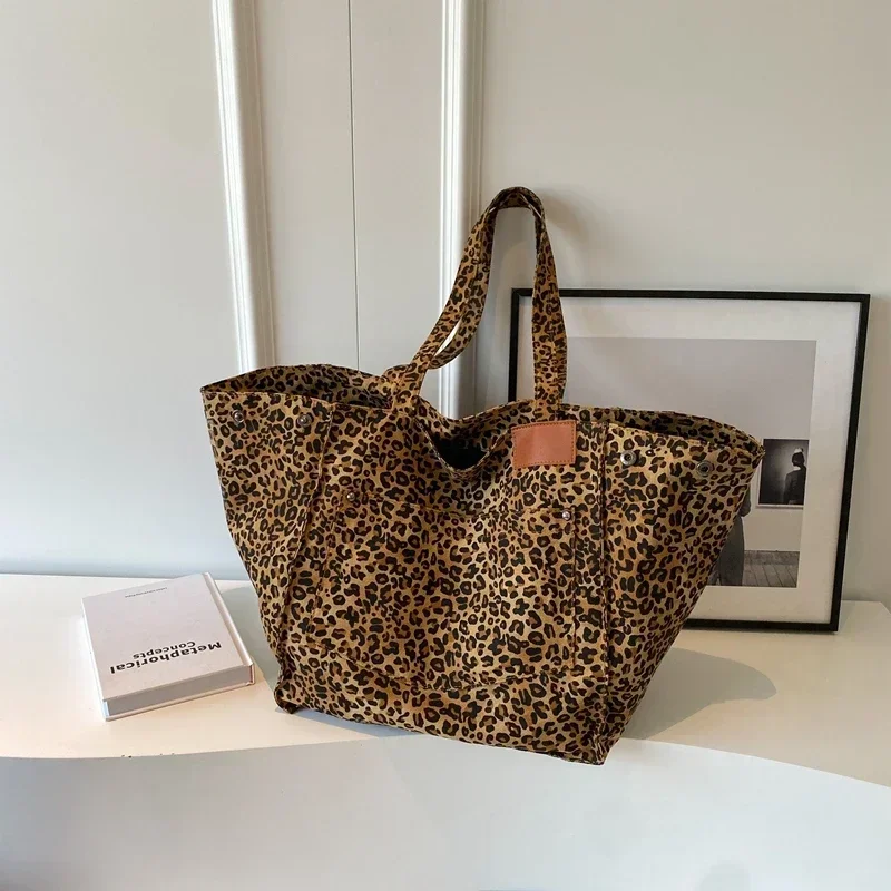 Fashionable Leopard Print Large Capacity Canvas Shoulder Bag 2024 Hot Selling Multifunctional Shopping Women\'s Casual Tote Bag