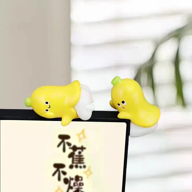 1PC Resin Banana Figurine Computer Monitor Decor,Cute Mini Banana Statues For Car Dashboard,Funny TV/Photo Frame Decorations