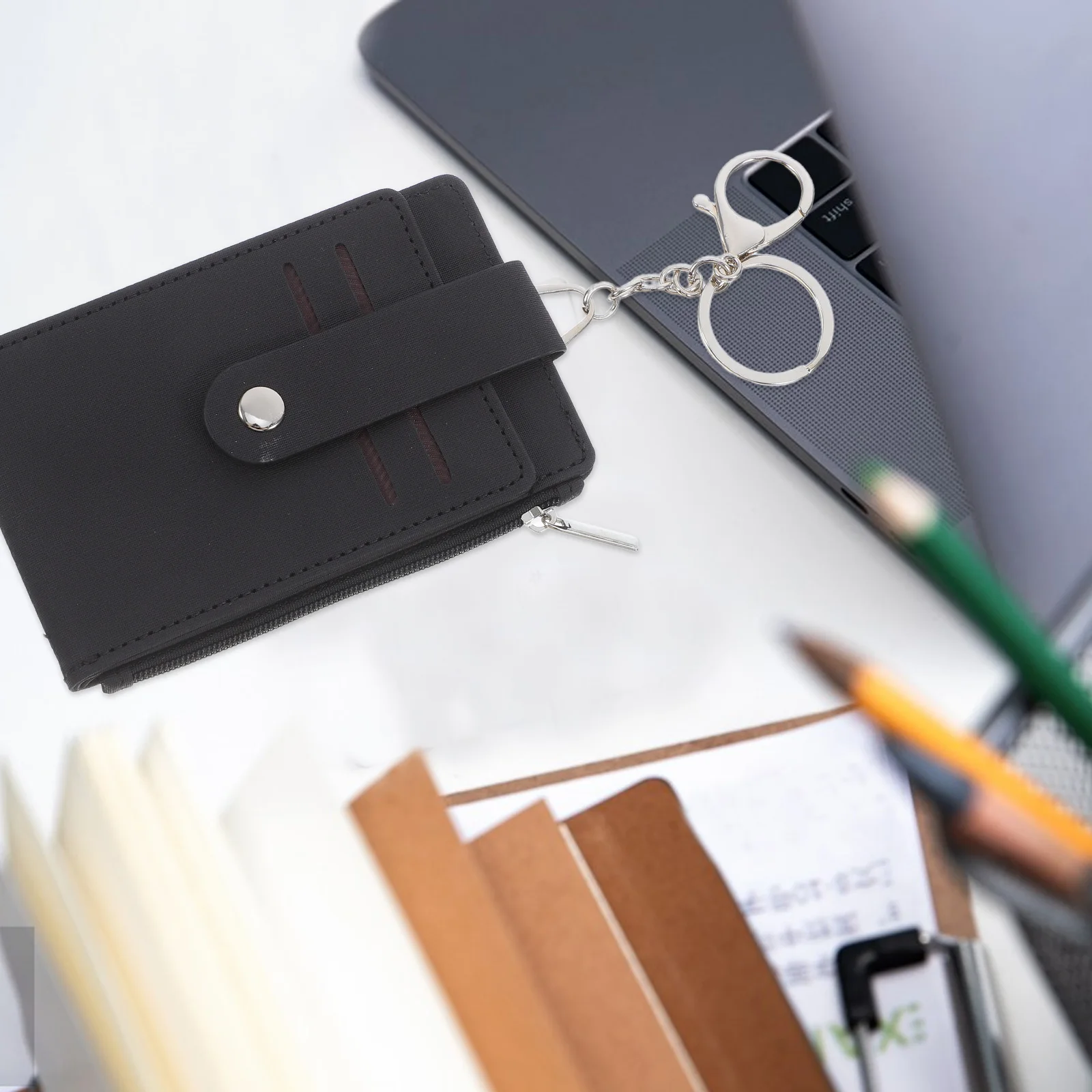 

Waterproof PU Card Case Keychain Holder for Work Id Bus Passes Multifunctional Business Daily Office Card Protection