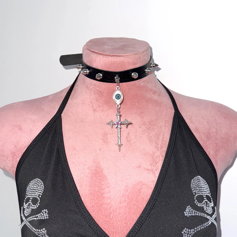 

Goth Jewelry Leather Evil Eyes Cross Star Pendant Necklace for Women Grunge Accessories Punk Aesthetic Cross Heart Necklace Y2K