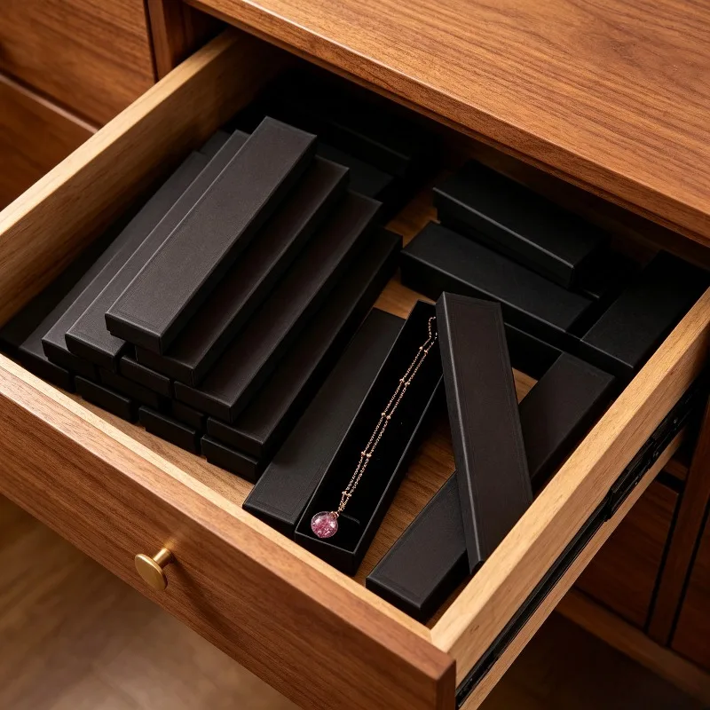 

Набор из 12 высококачественных черных шкатулок для украшений: пустые коробки для хранения ожерелий, браслетов, колец, органайзеры для ювелирных изделий