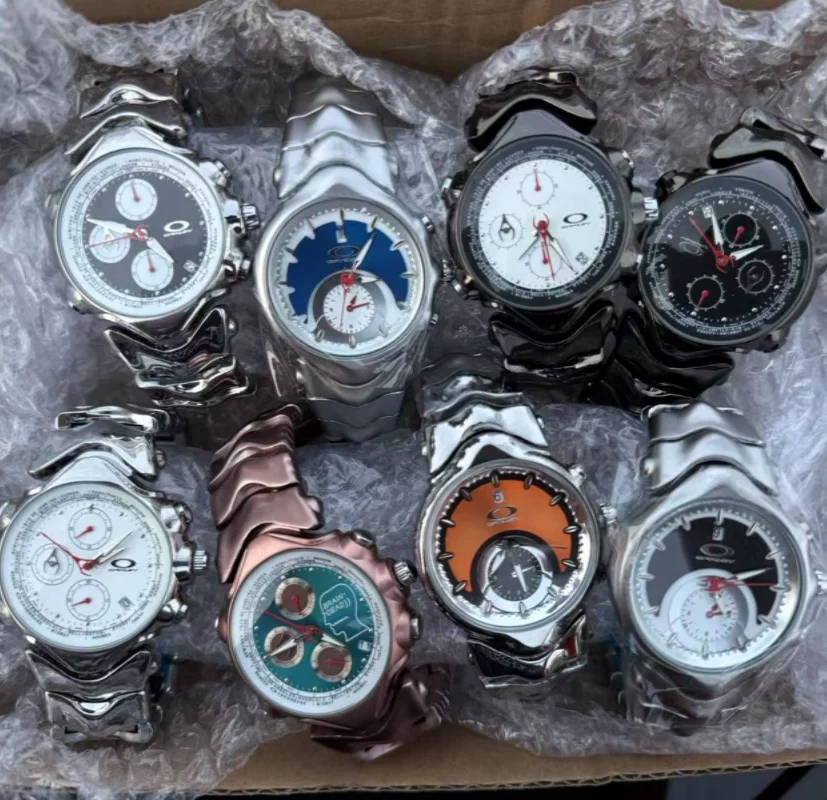 

Alien Retro Millennium Men and Women Fashion Trend High End Ins Niche Design