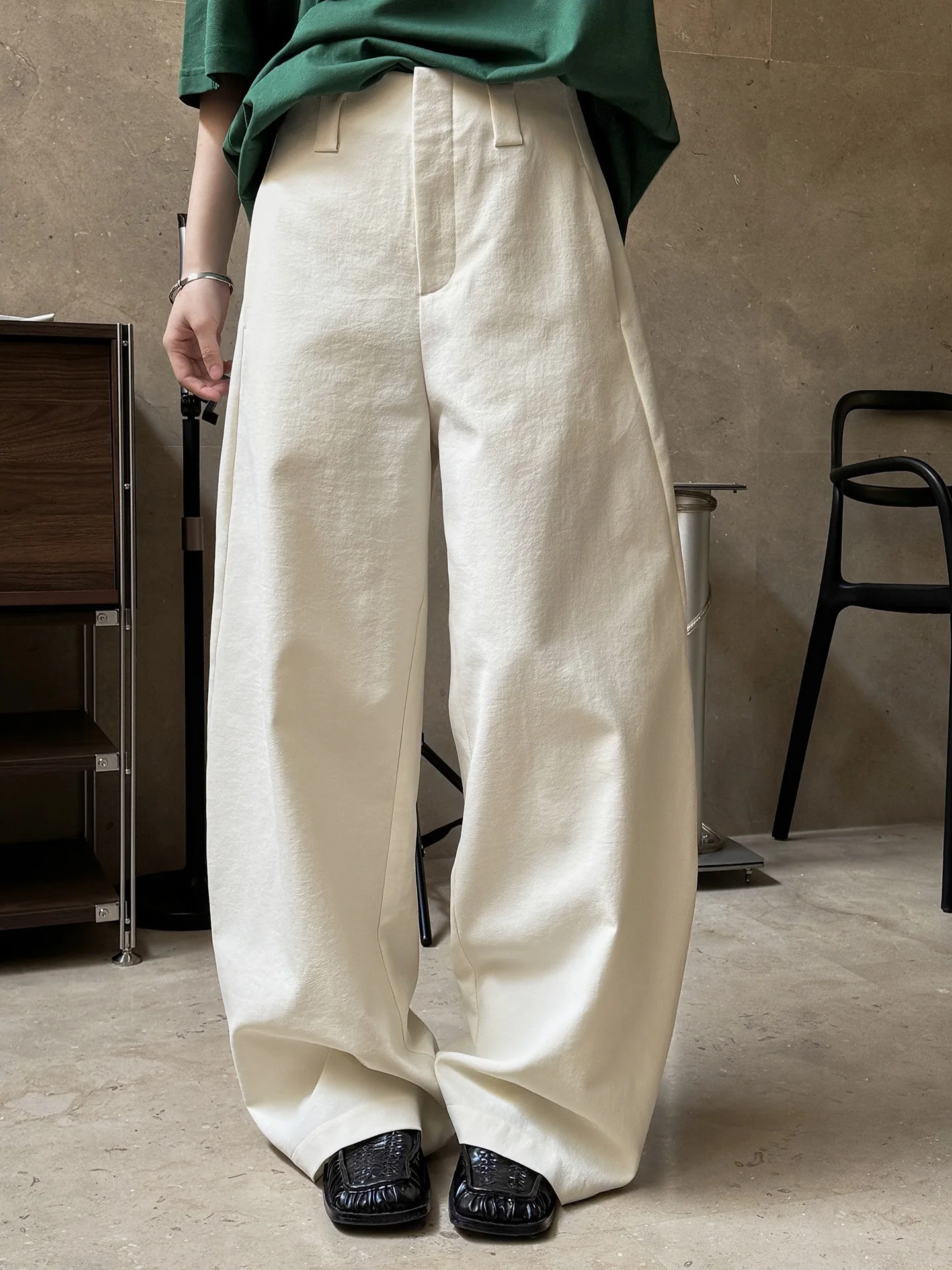 Old Money Style Scimitar Silhouette Pant Loose Fit High Waist Slimming Commuter Trousers For Women