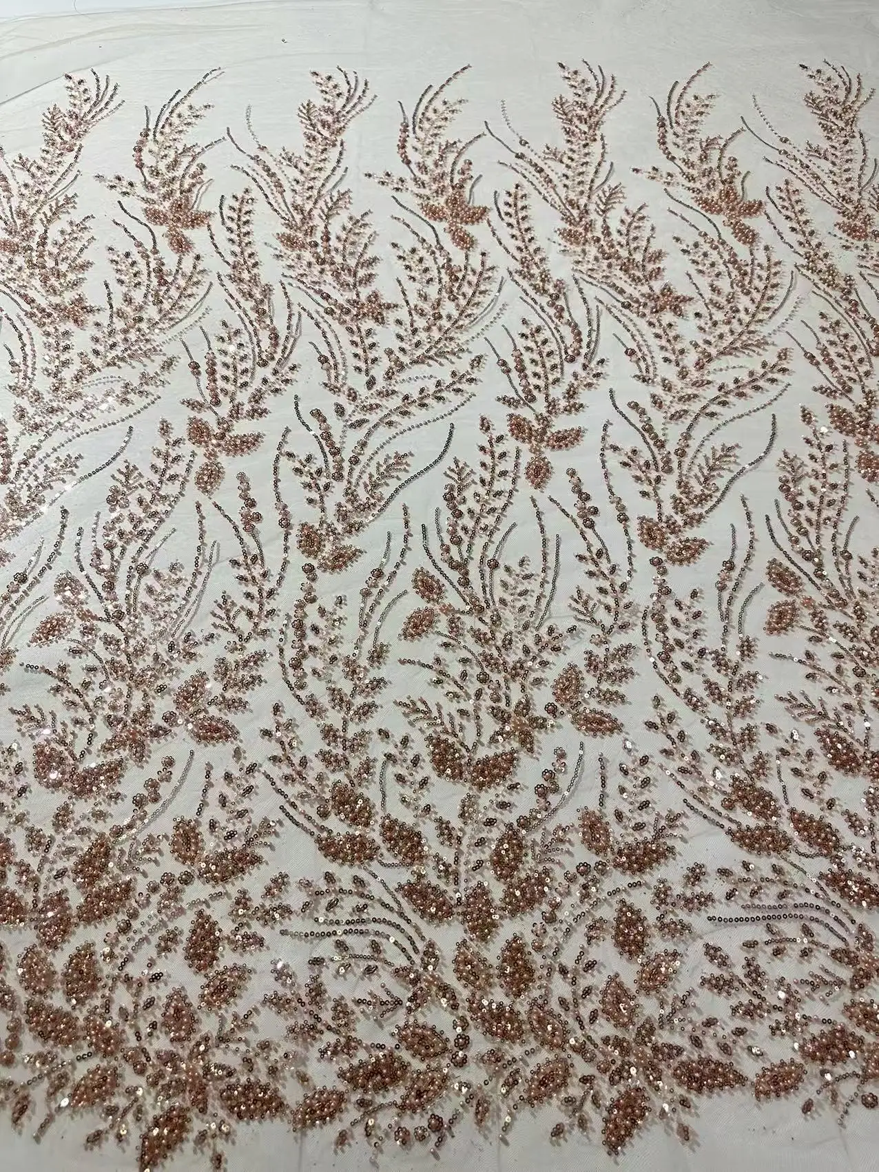 

Latest African Beaded Lace Fabric Champagne Embroidery French Mesh Sequins Lace Fabric Nigerian Tulle Laces For Party Dress