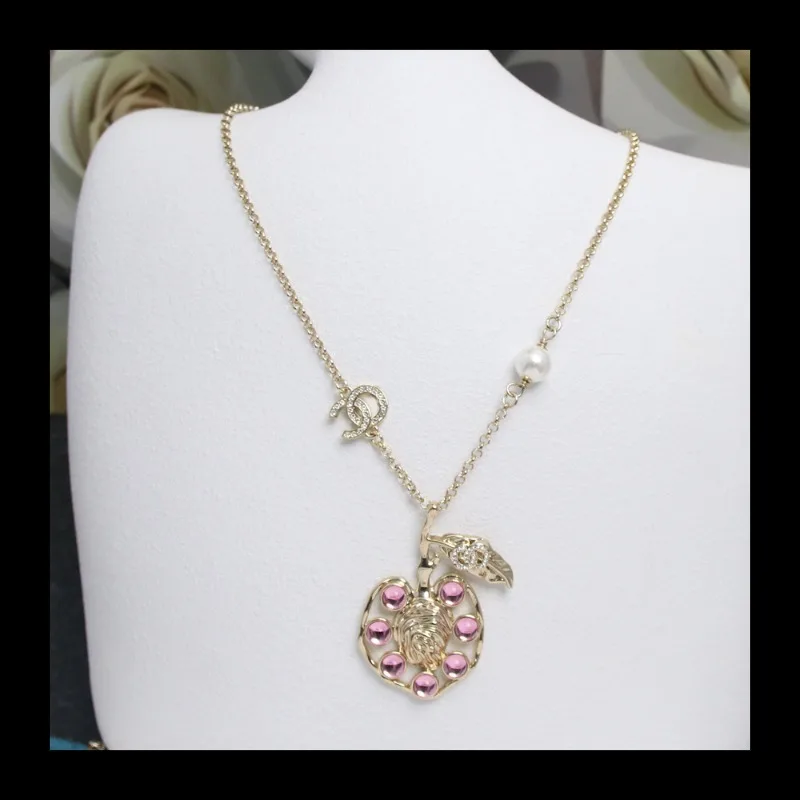 

5191 Pink Peach Heart Peach Light Luxury Fashion Versatile Playful Cute Necklace