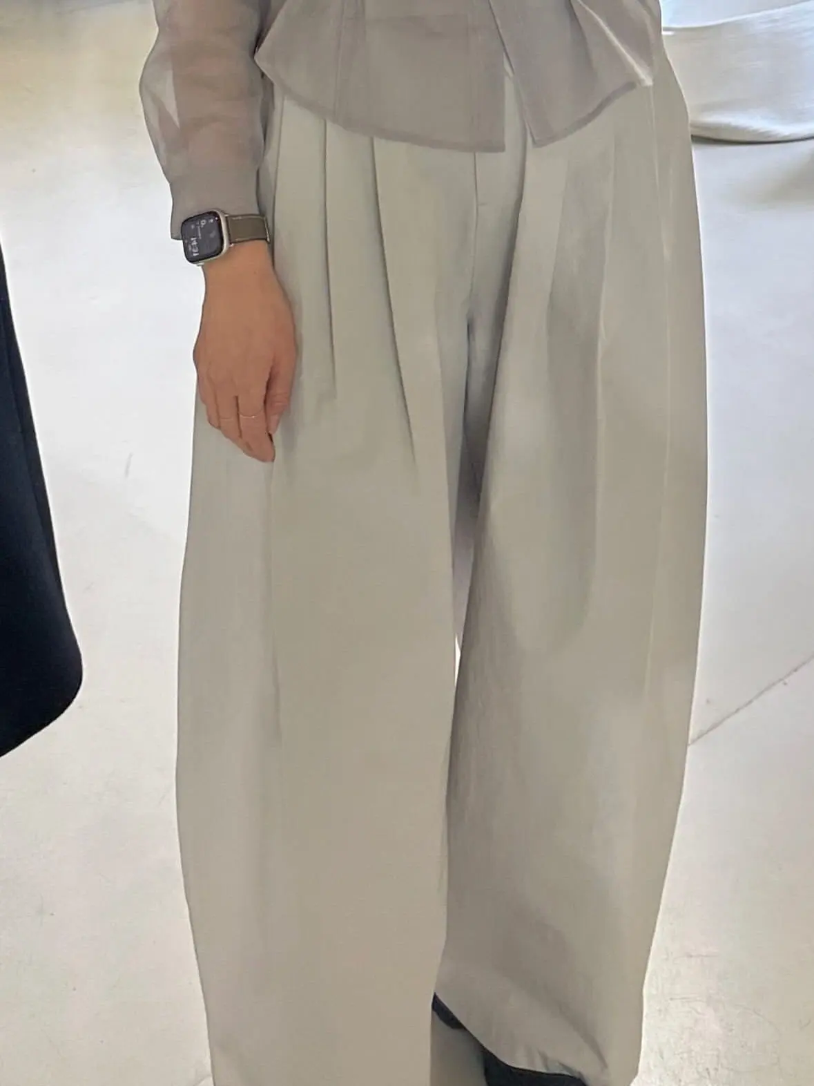 بنطلون هارلم عالي الخصر واسع الأرجل كاجوال طويل حتى الأرض مع خصر مرن وتأثير ثلاثي الأبعاد للتنحيف، صيف 2025