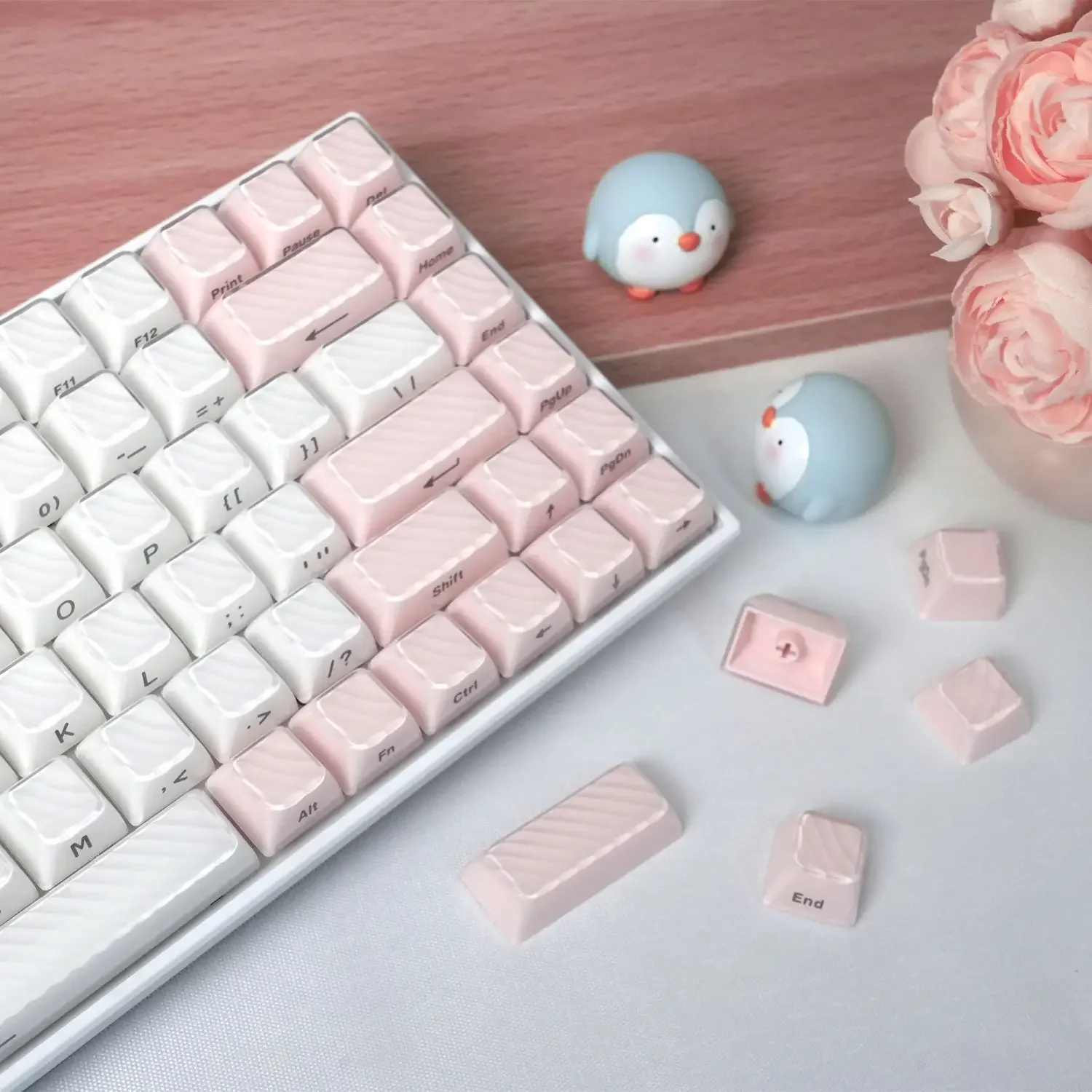 Imagem -06 - Teclado Alice em Forma de l Crystal Wave Rosa e Azul Teclado em Duas Cores Layout Oem Lado do pc Tecla Enter Dreamy 136 Teclas