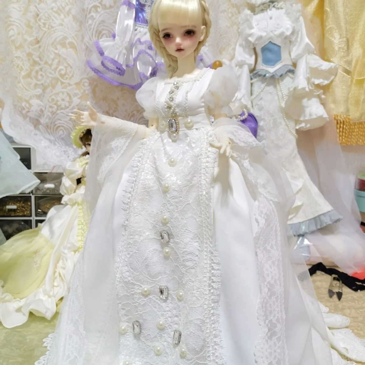 

Clothes for dolls 1/3 1/4 1/6 BJD dress queen-style dress free shipping