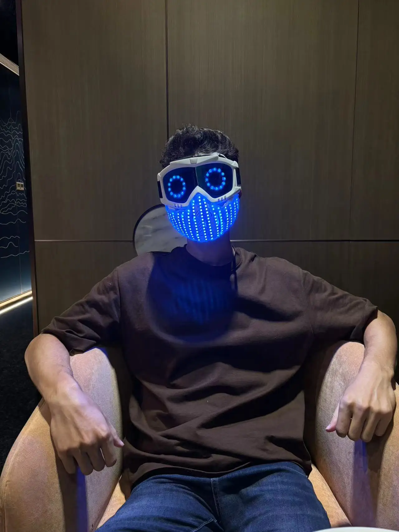 Dynamic LED Mask Casual Multi-modes Lighting Halloween Holiday Music Show Performance LED Mask