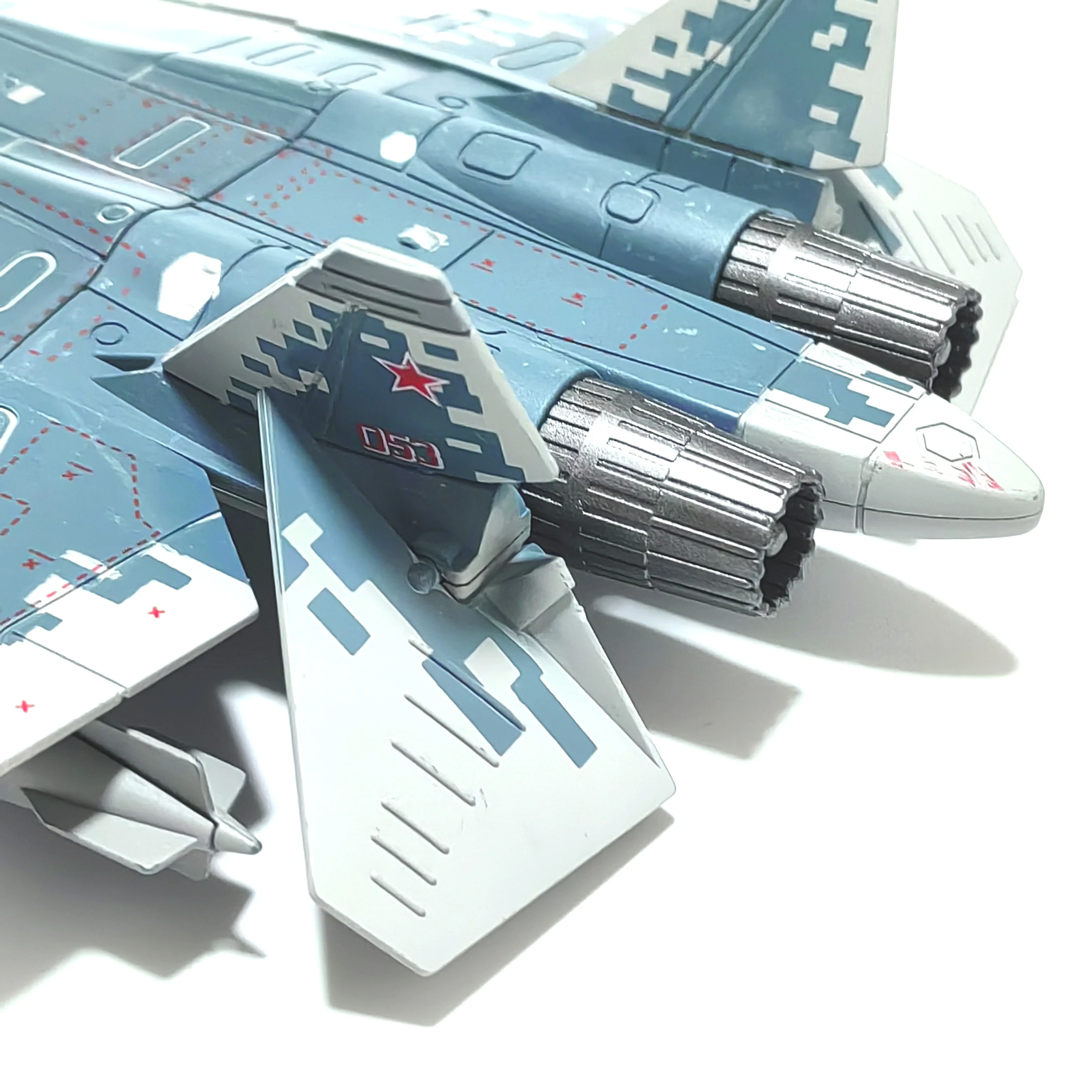SU-57S مقاتلة 1/72 مقياس بلاستيكي نموذج مقياس نموذج وضع المنزل والتجميع والديكور هدية إبداعية هدية عيد الميلاد