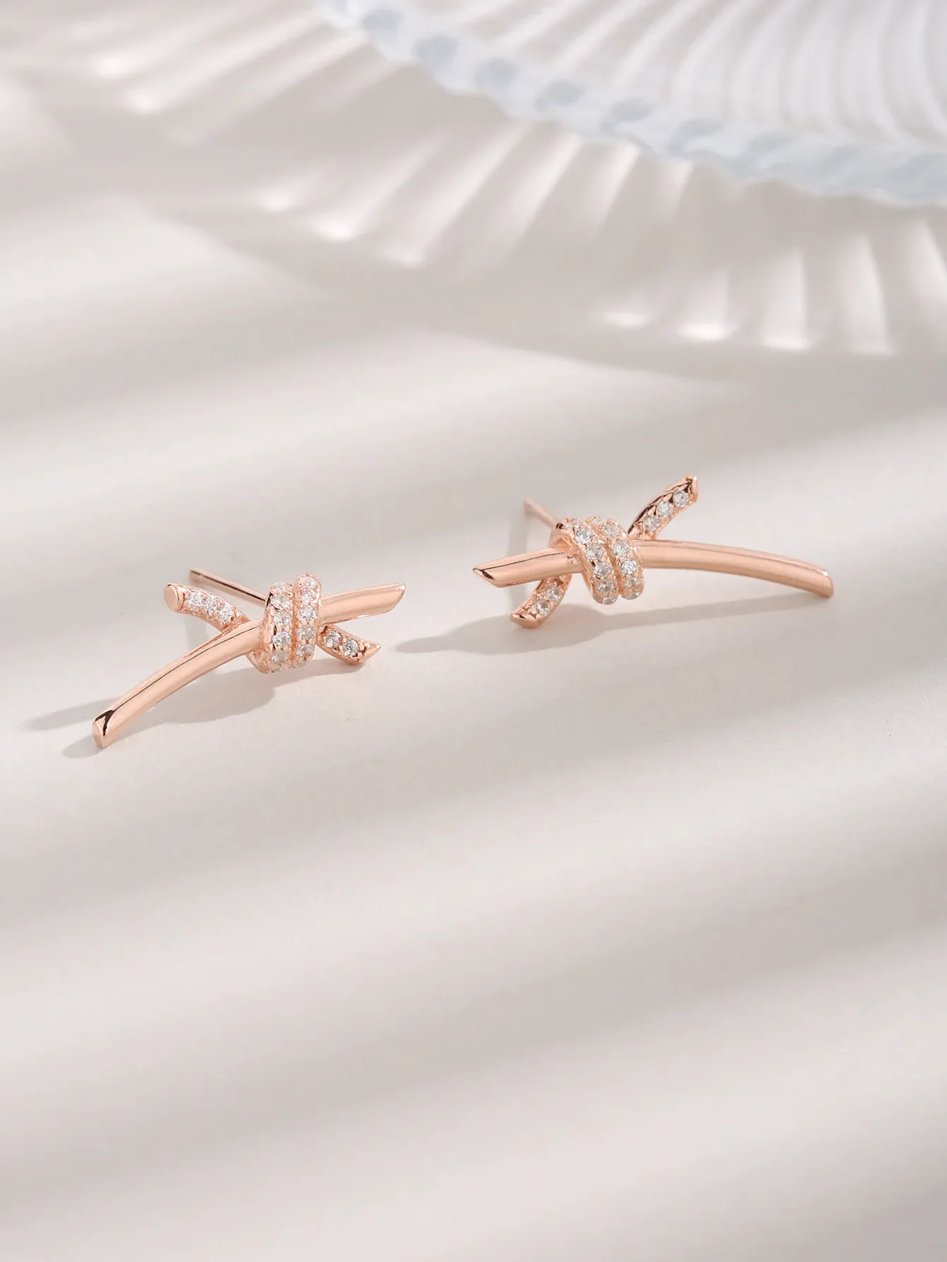 2024 европейский и американский новый продукт, горячая распродажа, 100% Серебро пробы, розовое золото, модные циркониевые серьги, красивые серьги