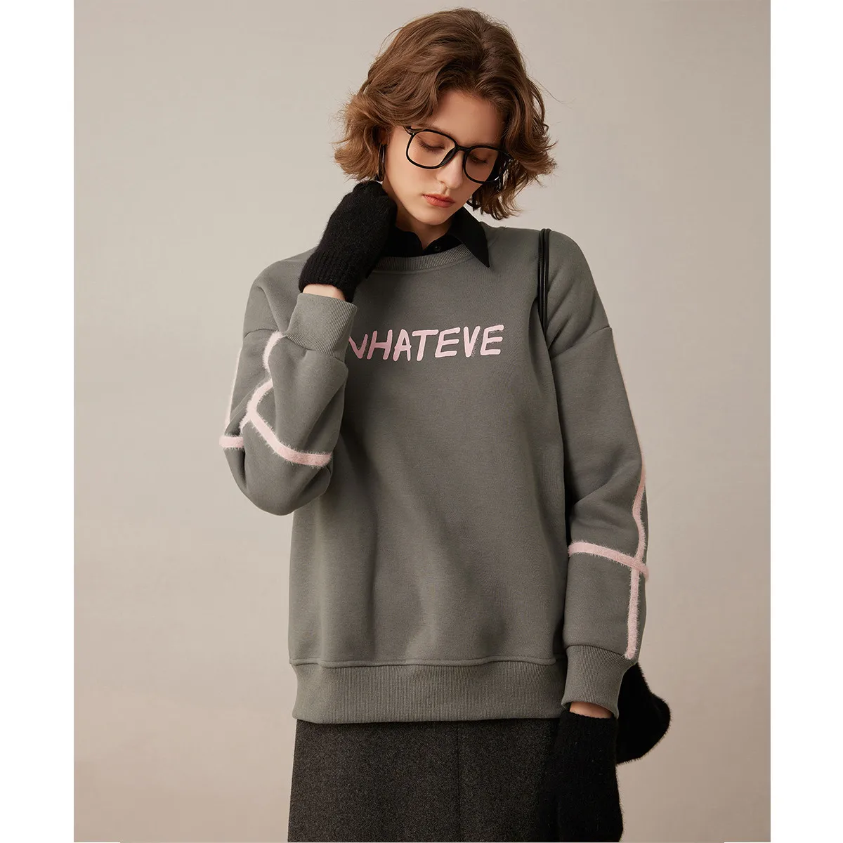 LOUIS YAO New Thick Velvet Color Contrast Ribbon Women's Sweatshirts 2025 Winter Women Tops Printed Micro Elastic Loose Hoodie