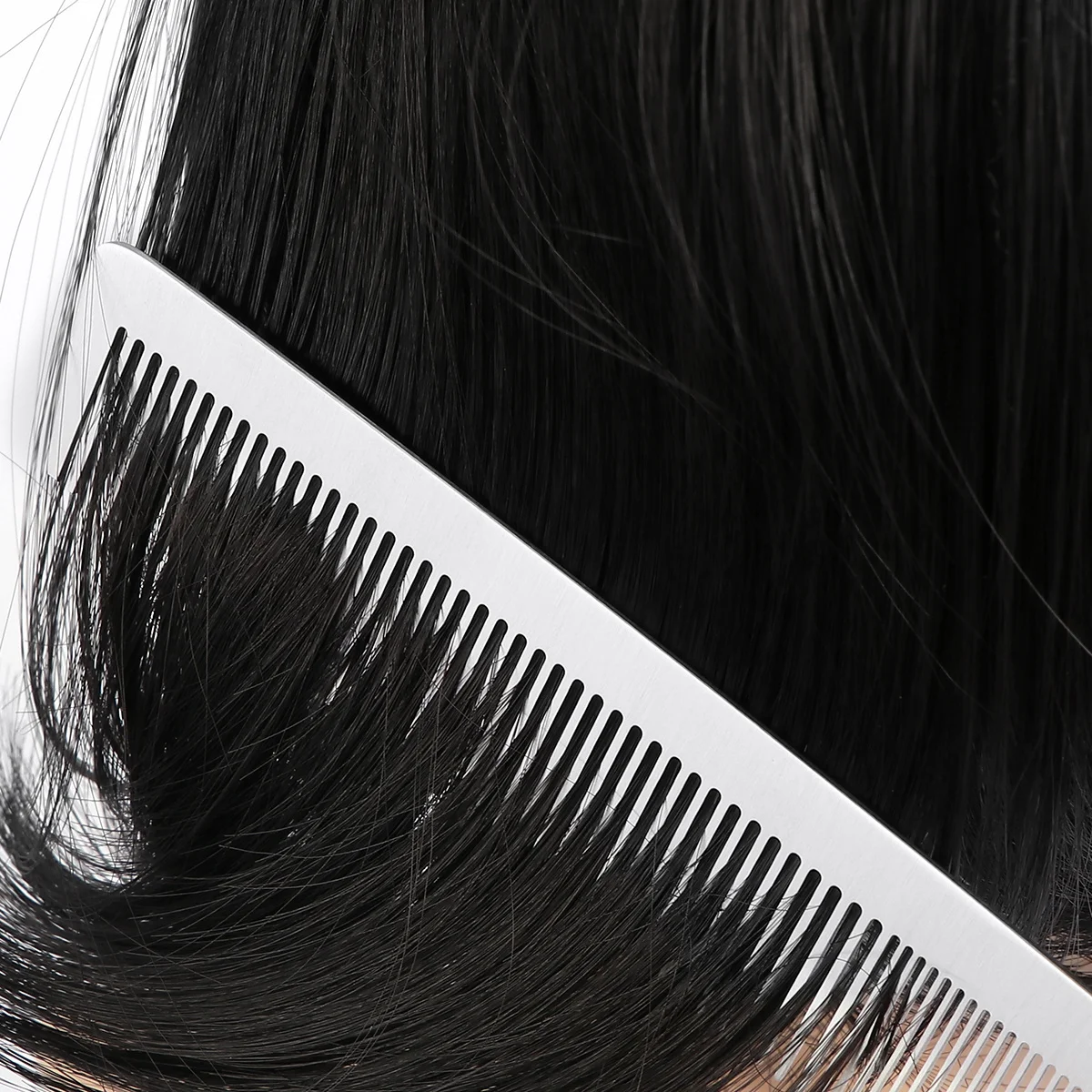 

1Pcs Anti-Static Titanium Steel Hair Comb Professional Barber Hairdressing Tool Salon Haircut Styling Accessories 21x3cm Silver