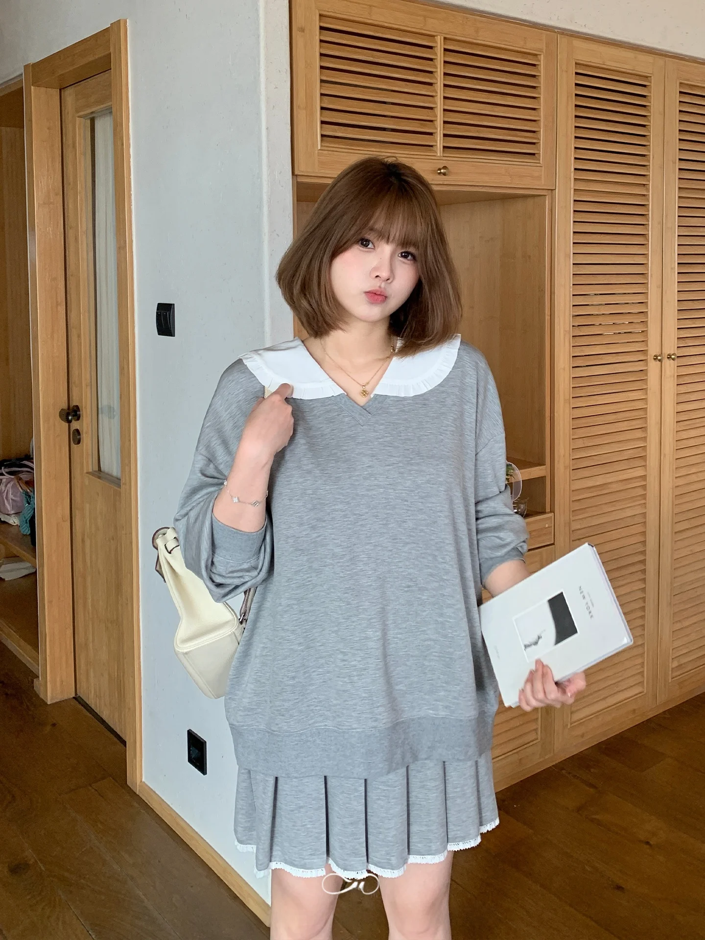 

Новинка: Комплект женских свитшотов больших размеров с воротником-стойкой, в стиле колор-блок, повседневный, комфортный, весенний, модный, из двух предметов