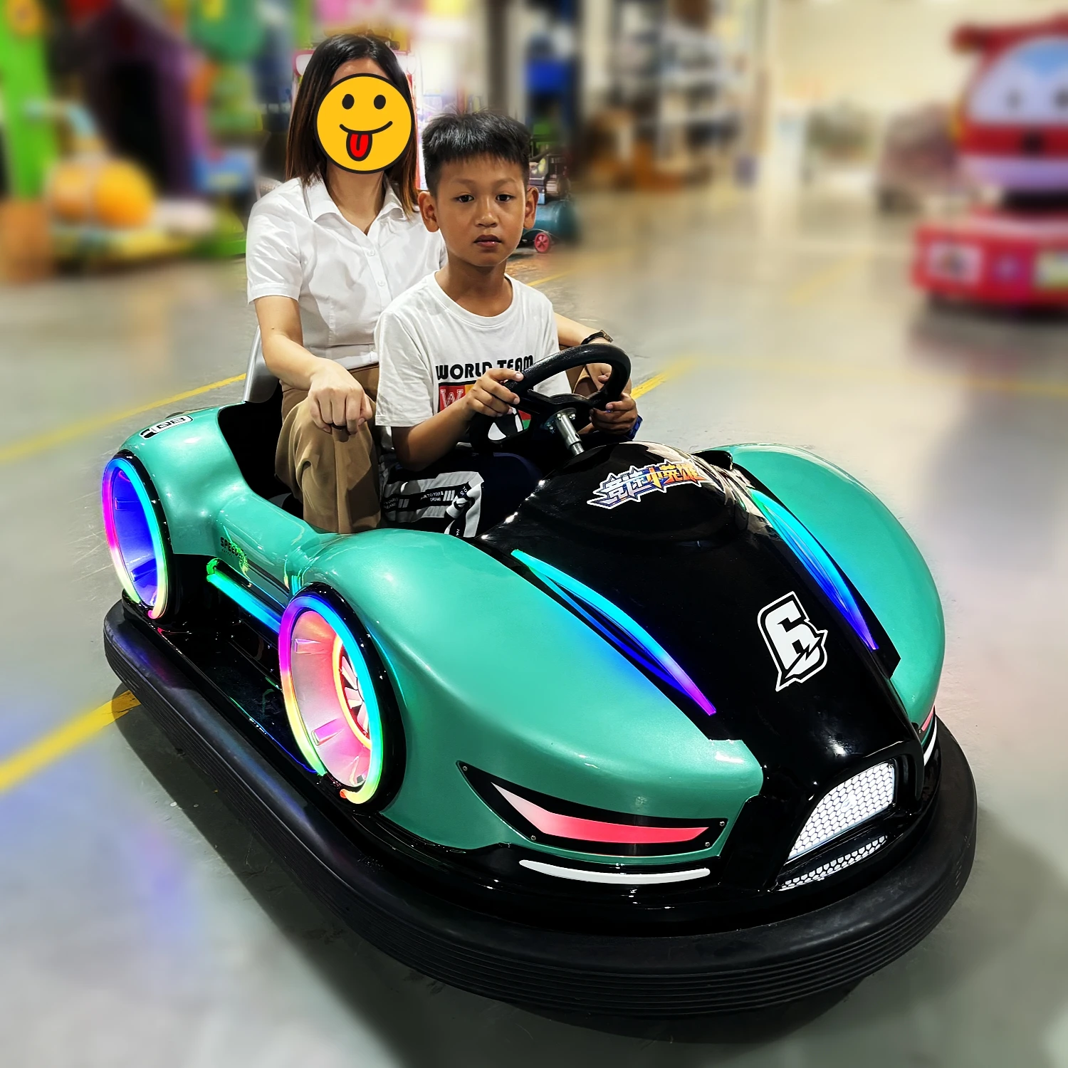 

Factory Direct Sale Amusement Park Laser Battle Electric Bumper Cars Game Rechargeable Bumper Cars for Children and Adults