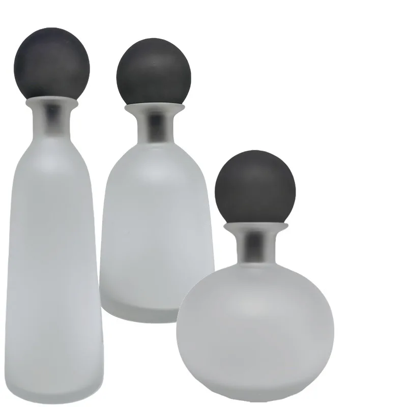 

Creative art pure handmade glass vase colored ball with lid storage tank small mouth home wholesale ornament decoration