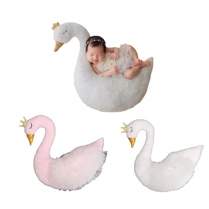 

Newborn Baby Photoshoot Props Posing Pillows Swan Shape Cushion Pad for Infant Baby Photography Props Accessories