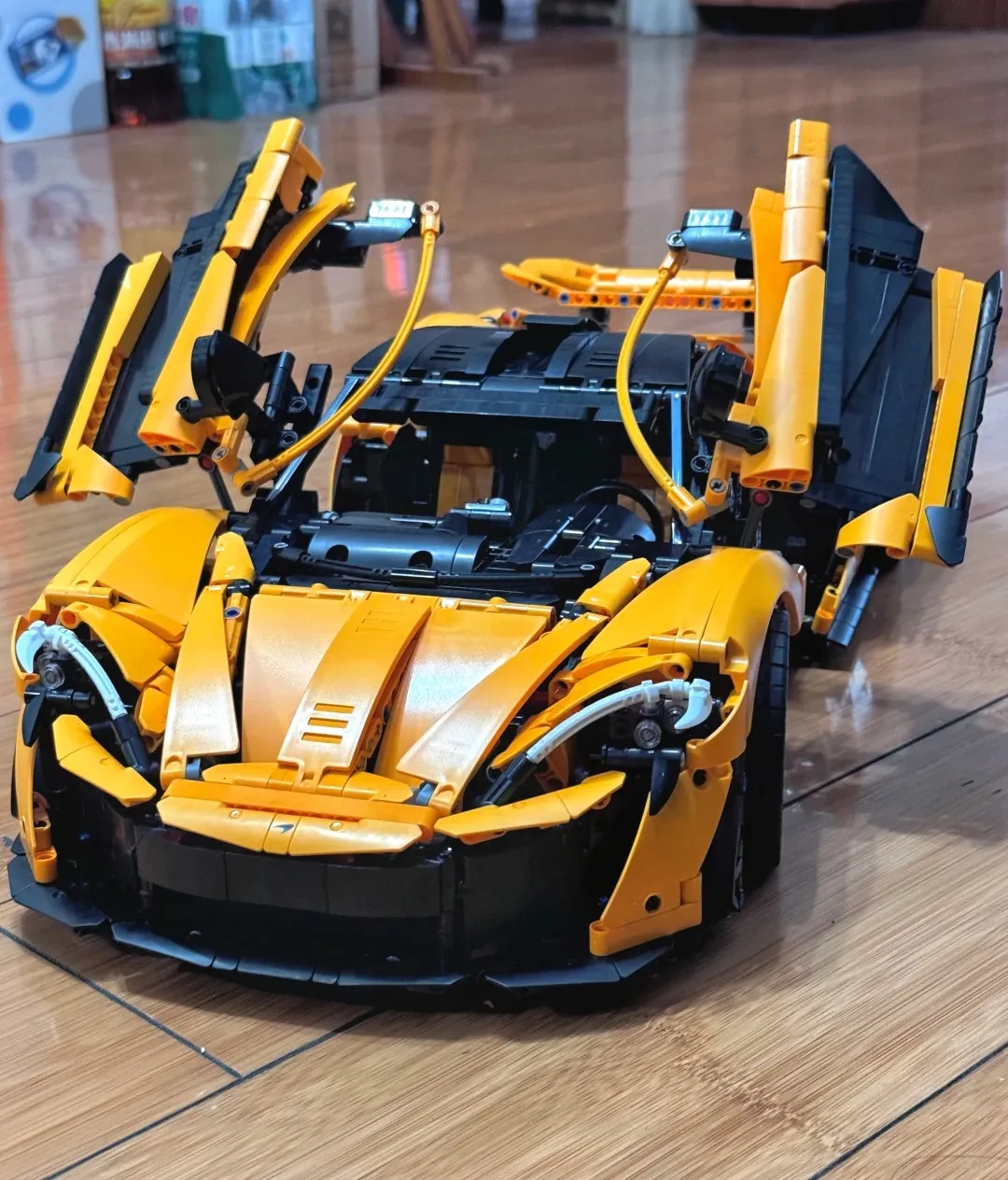 

2024 Новый 3893 шт. Технический 42172 P1 Супер гоночный автомобиль Строительные блоки Модель Супер спортивные автомобили Кирпичи Игрушки для мальчиков Подарки