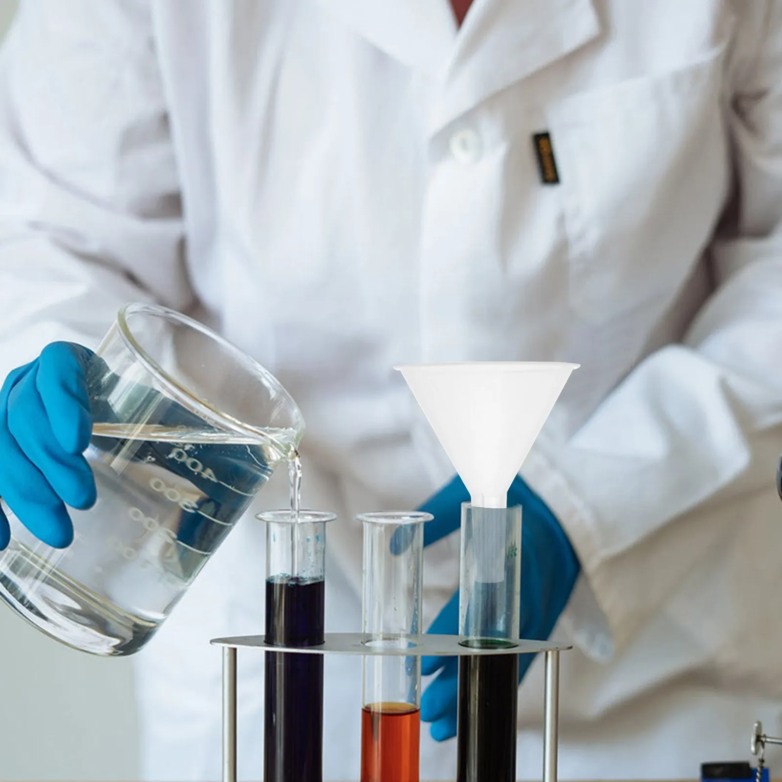 

Набор из 15 лабораторных пластиковых воронок 60 мм с гладкими закругленными краями, треугольные, для химических экспериментов и переливания жидкостей