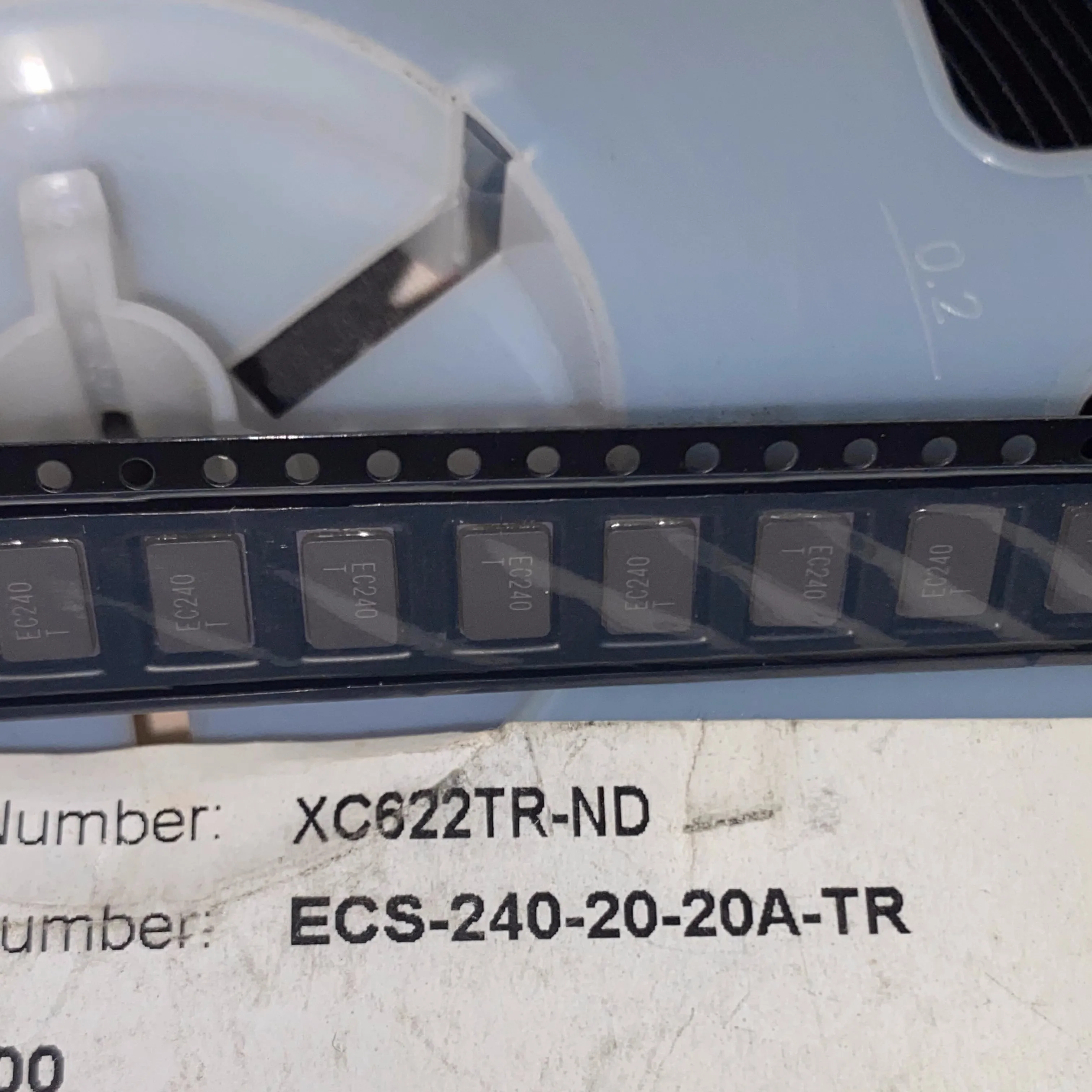 

10PCS ECS-240-20-20A-TR passive crystal oscillator