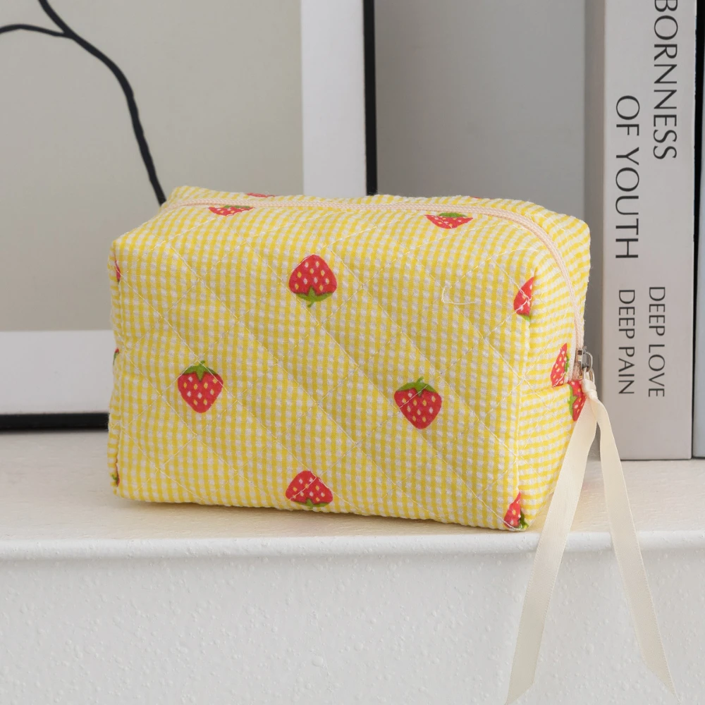 السفر المنظم أدوات الزينة مخزن للمكياج الحقيبة الفراولة نمط مستحضرات التجميل مبطن حقيبة يد محمولة السيدات سستة حقيبة